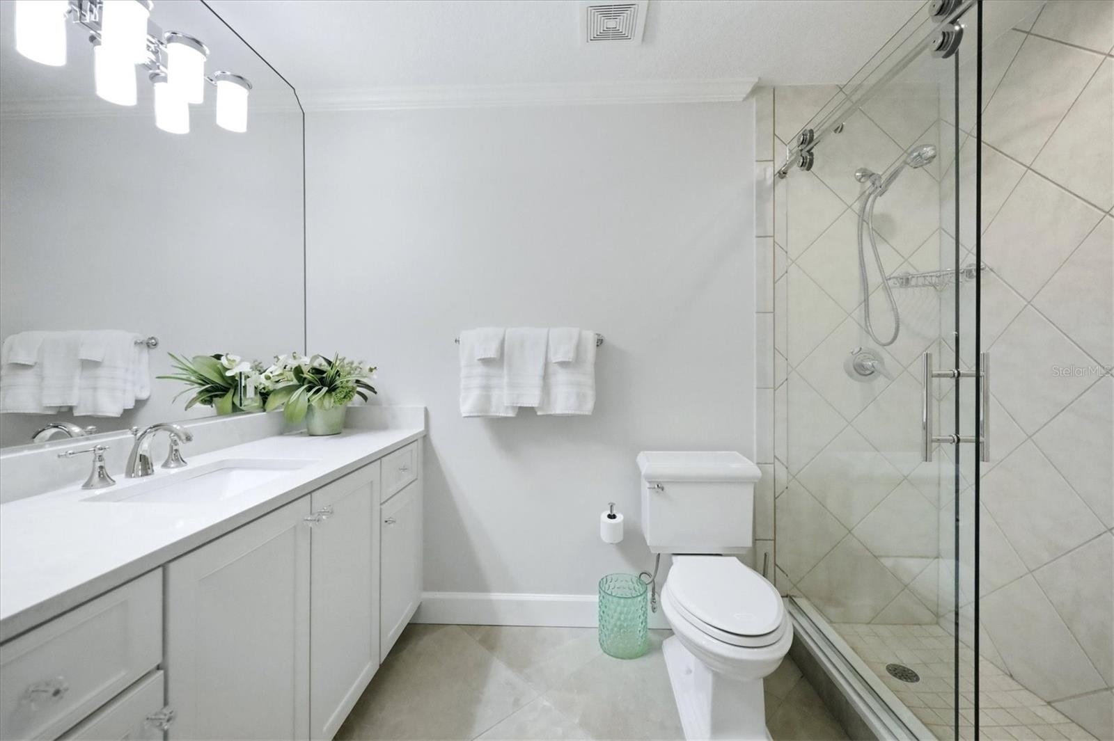 Private Bedroom 2 Bath