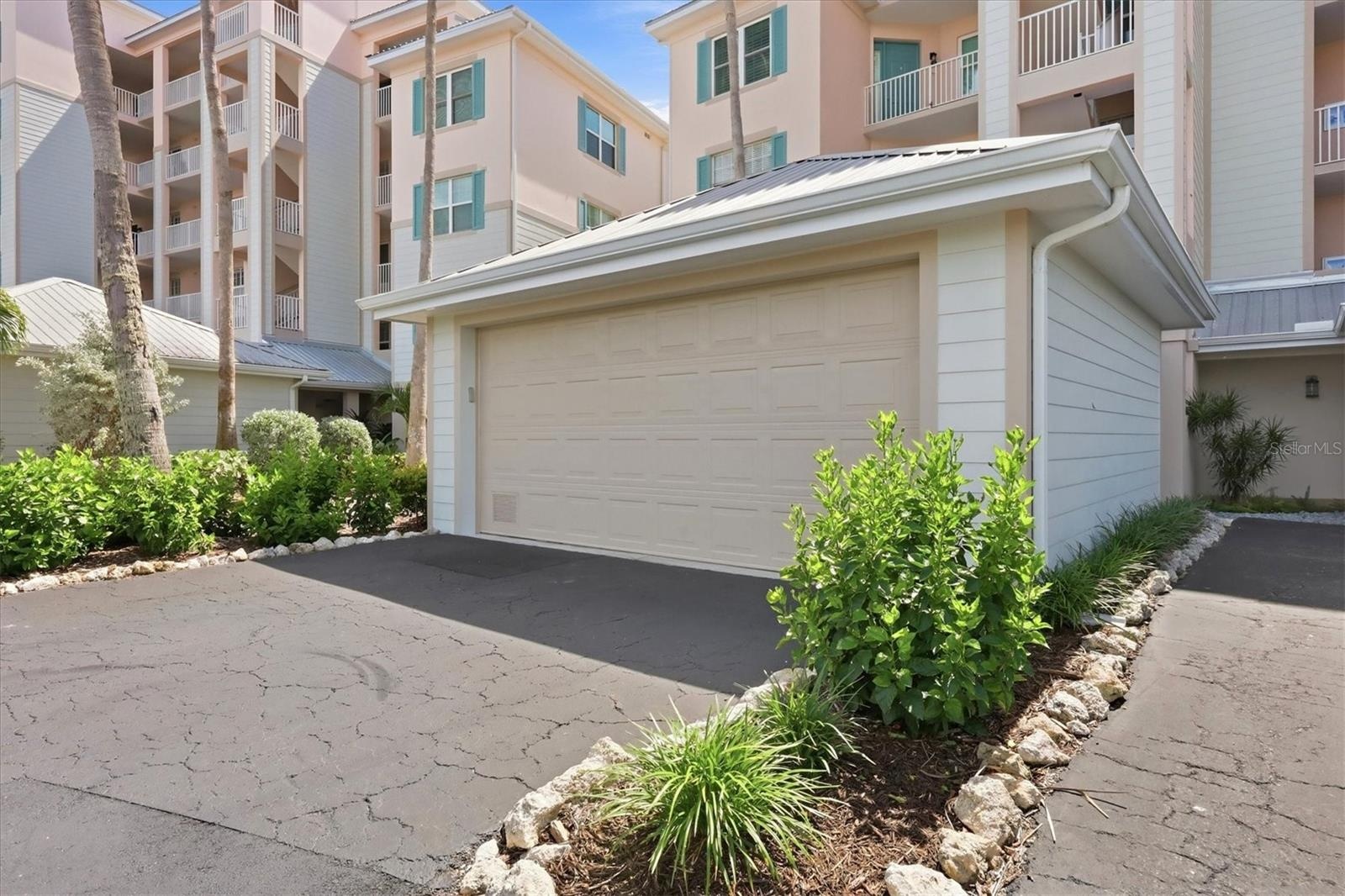Private 2 Car Garage