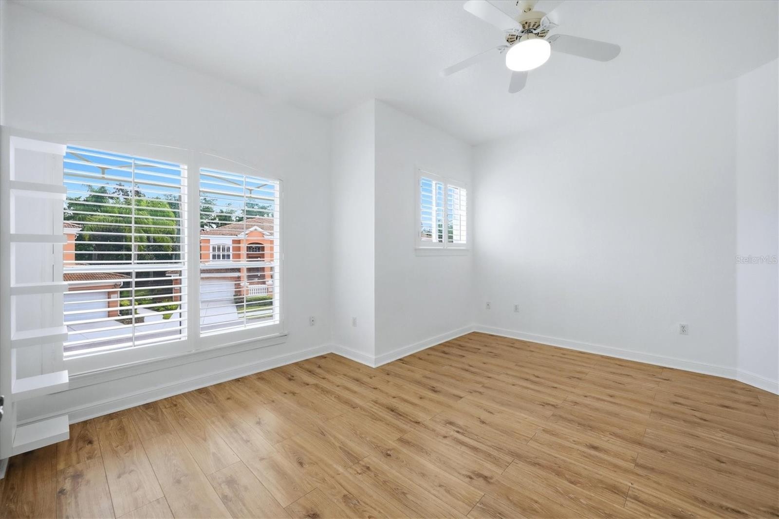 bedroom 2 suite