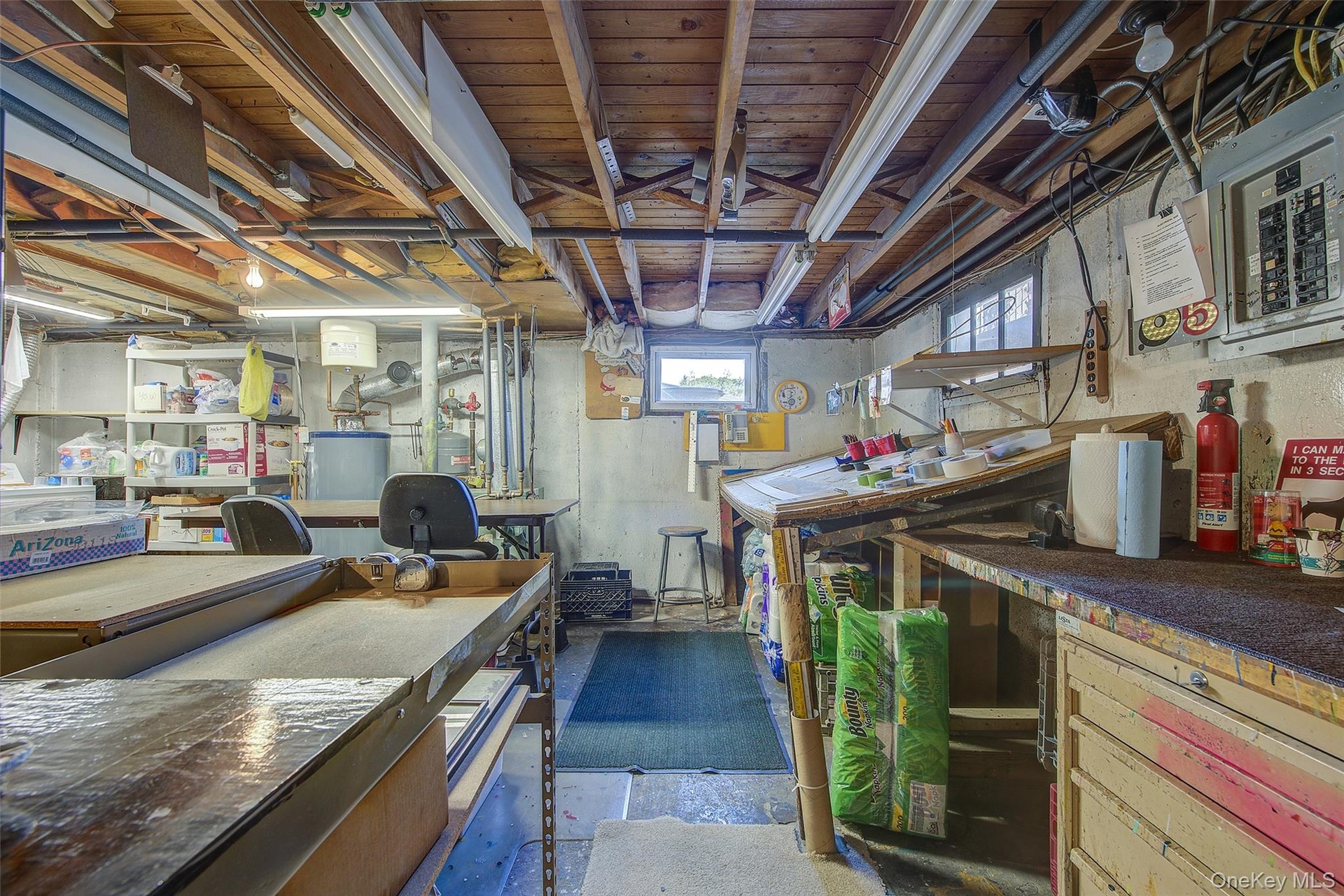 Basement Room to make it your own -