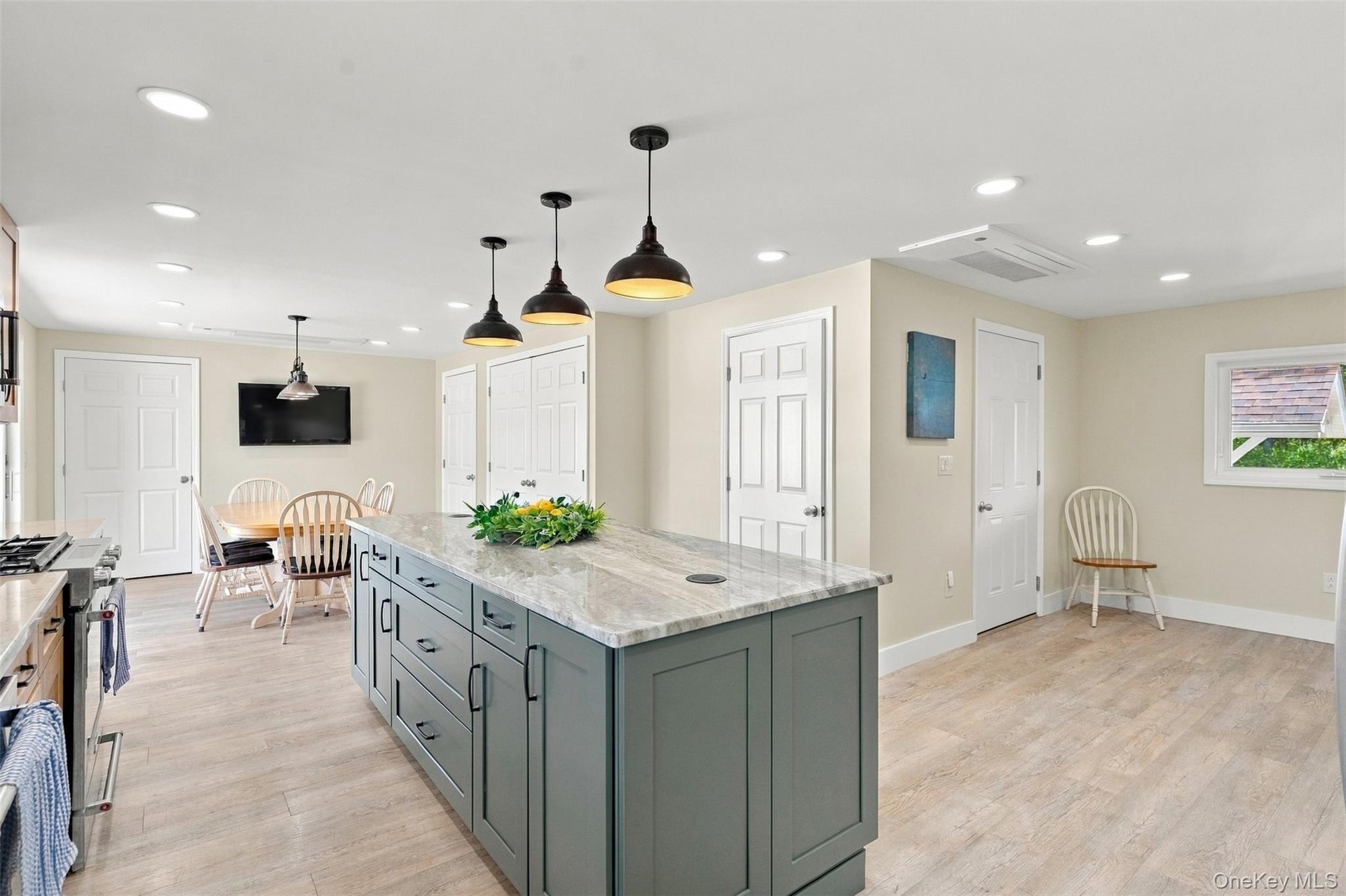 large quartz counter