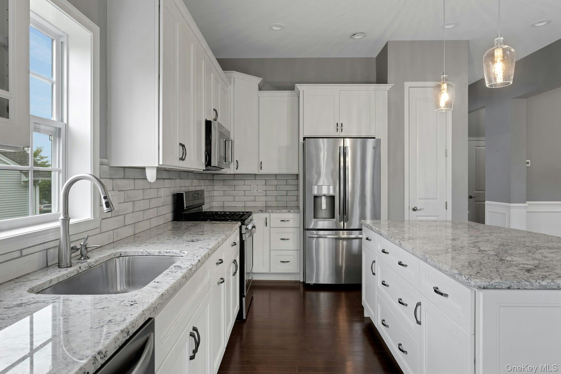 Stainless Steel Appliances, Beautiful Counters