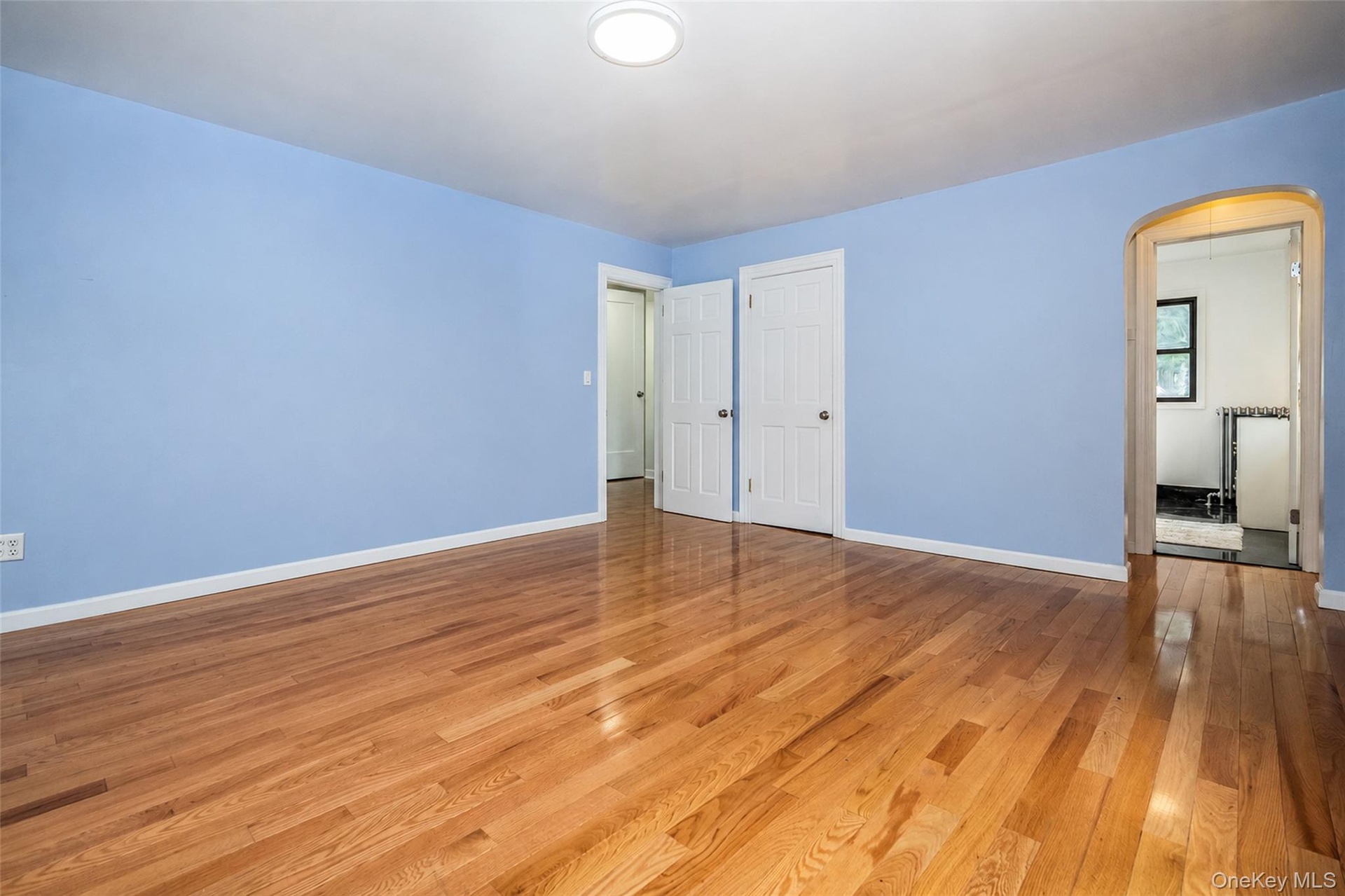 Vacant view of primary bedroom