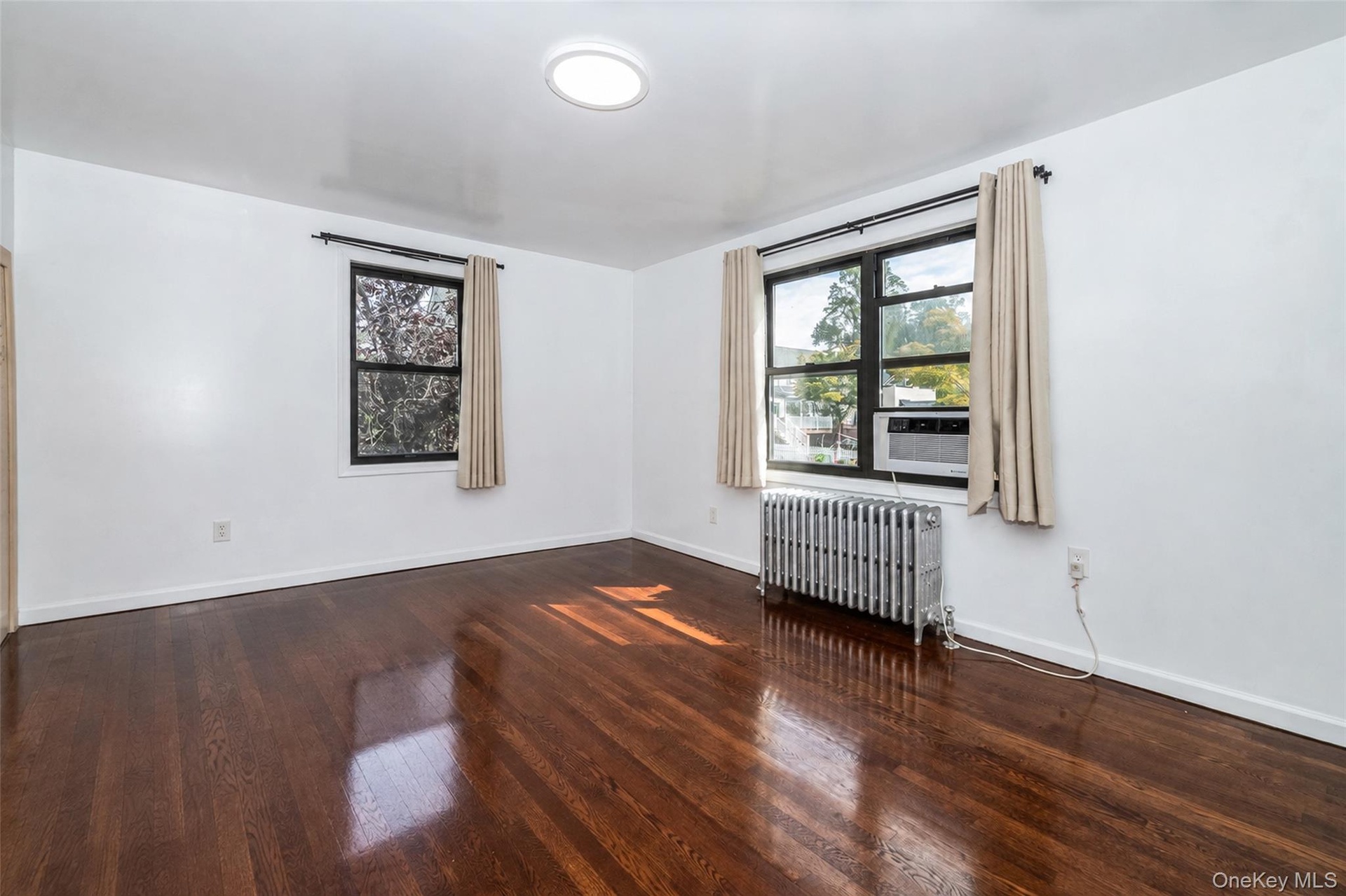 Vacant view of second bedroom