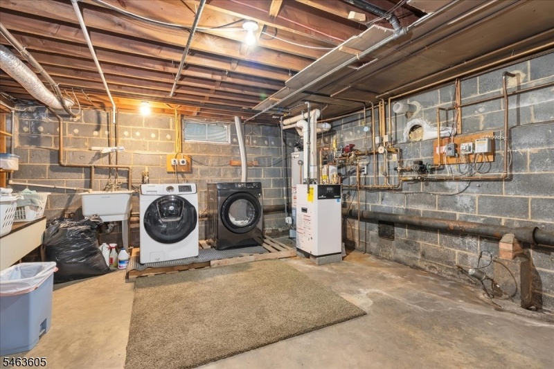 Basement/Laundry/Utilities