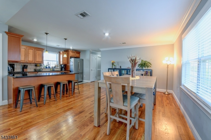 Kitchen/dining area