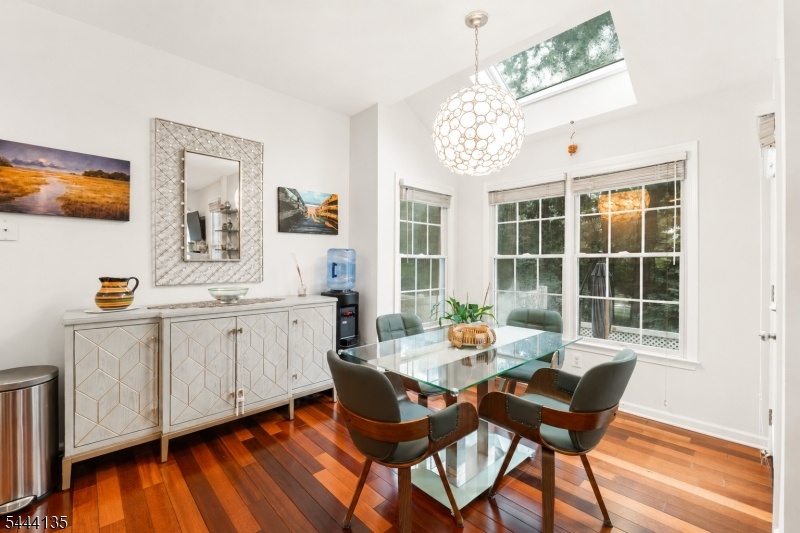 Breakfast Room