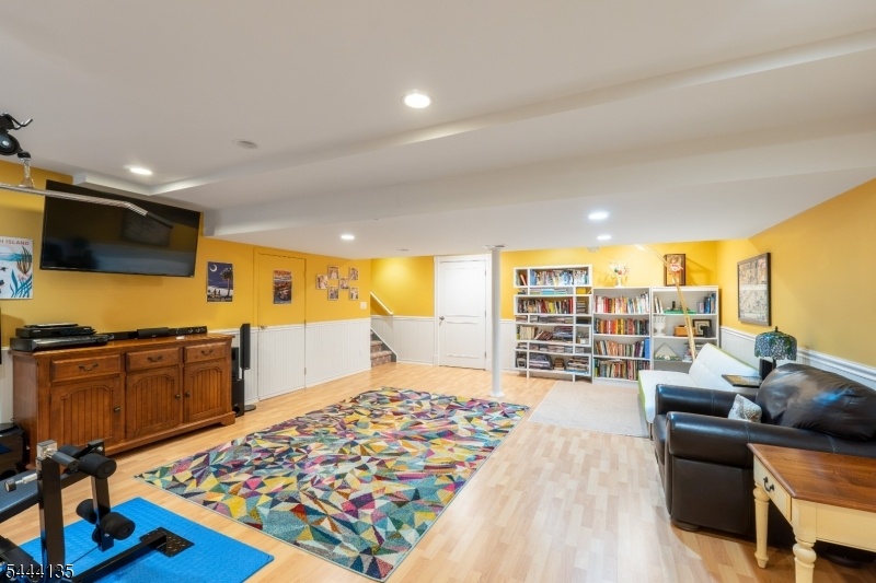 Finished Basement/Rec Room