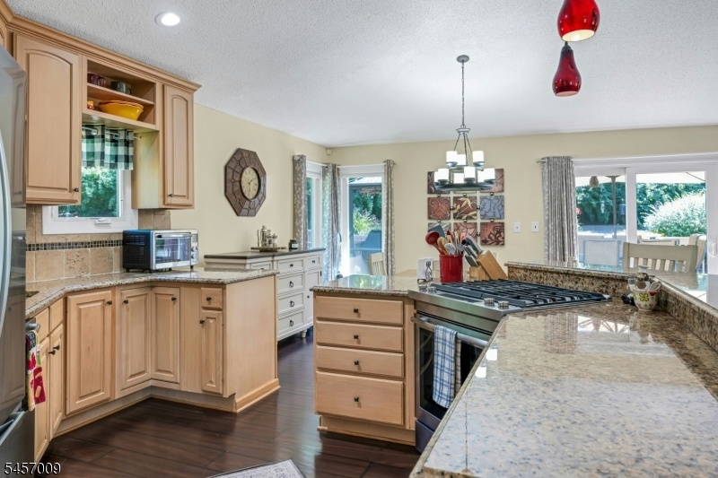 Center Island Kitchen