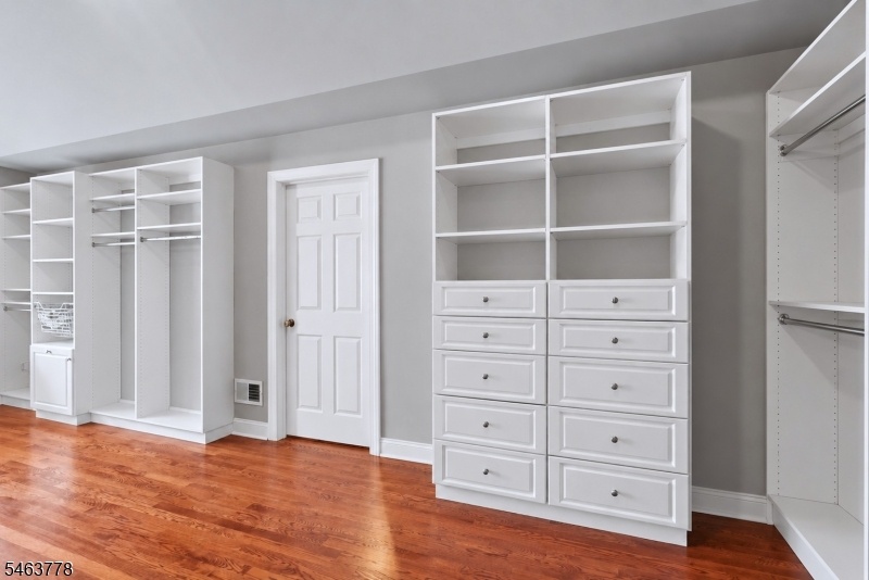 Primary Suite Custom Closet