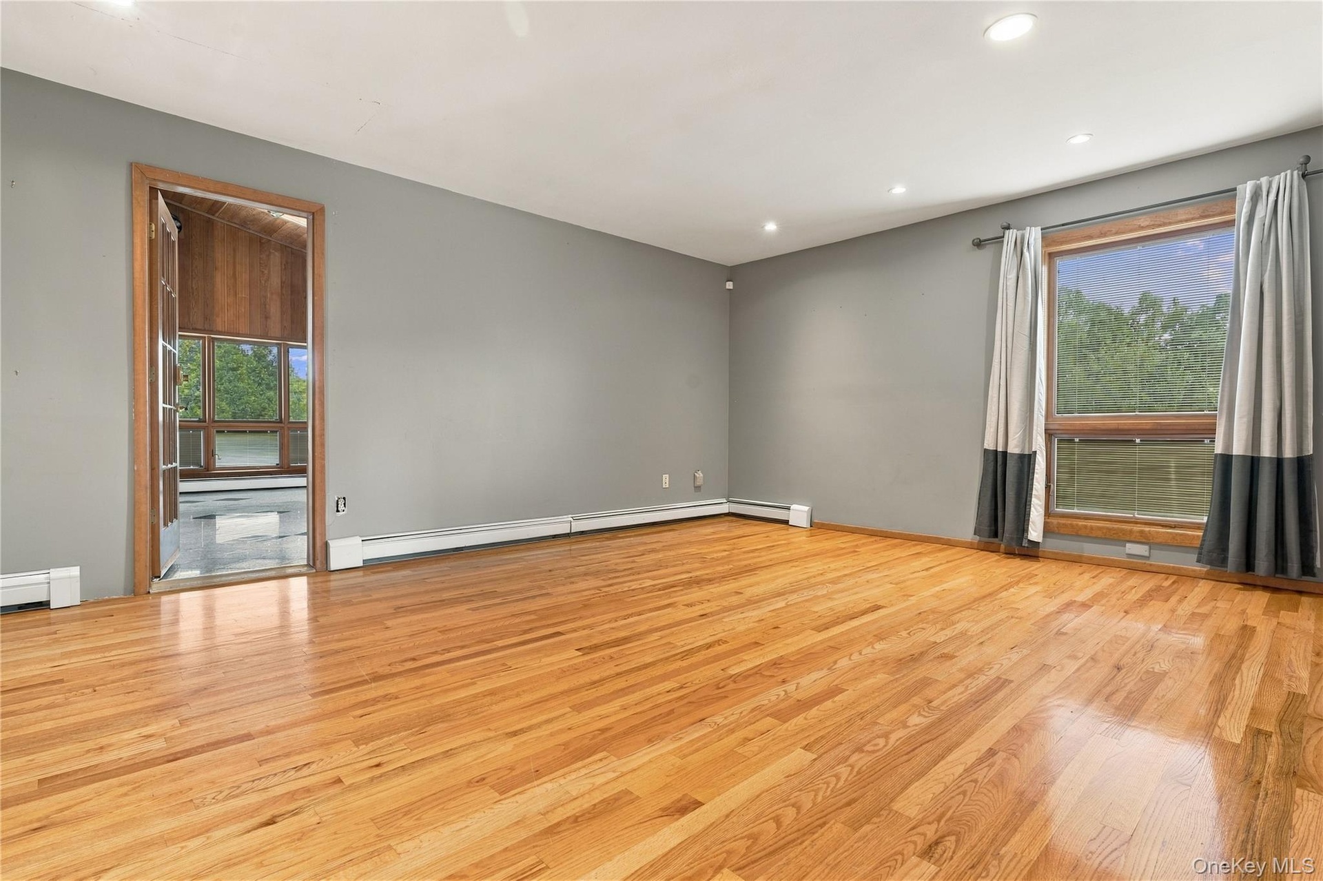 Primary with ensuite bathroom attached to bonus space