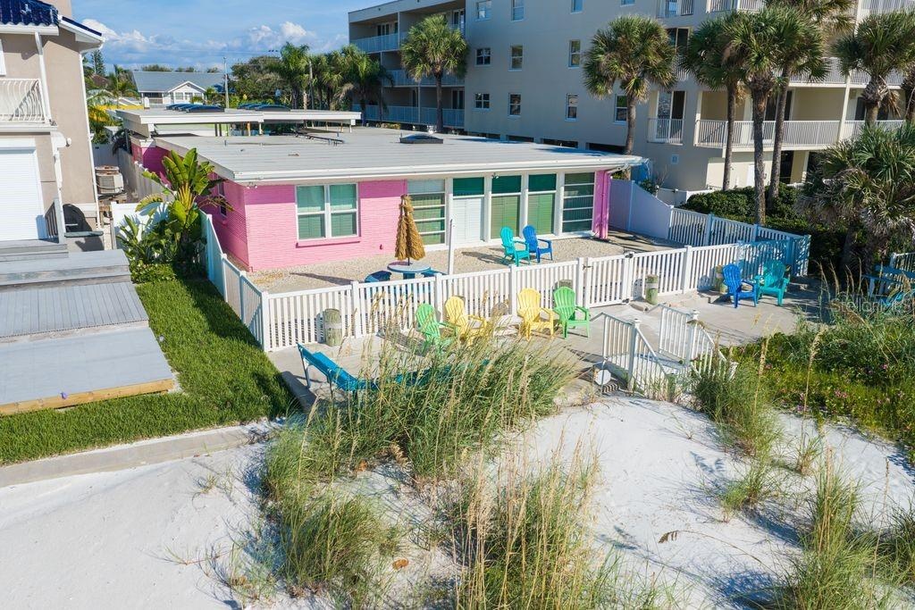 Classic mid century modern property with lots of charm- very well cared for.