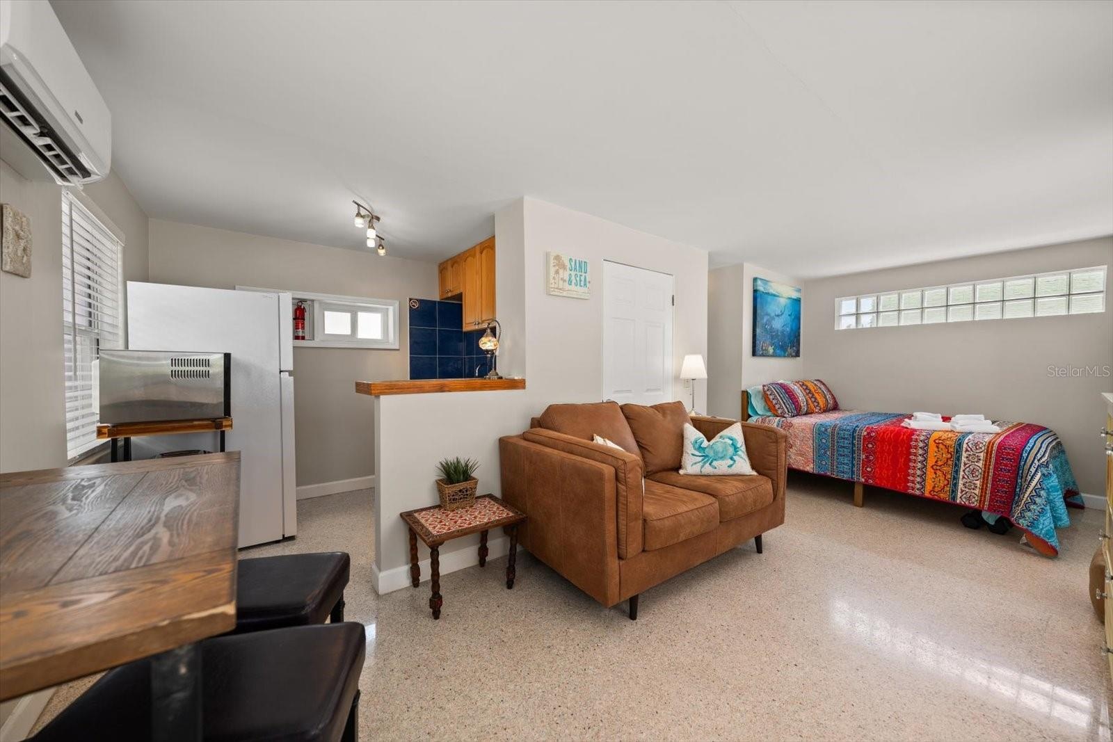 Efficiency apartment