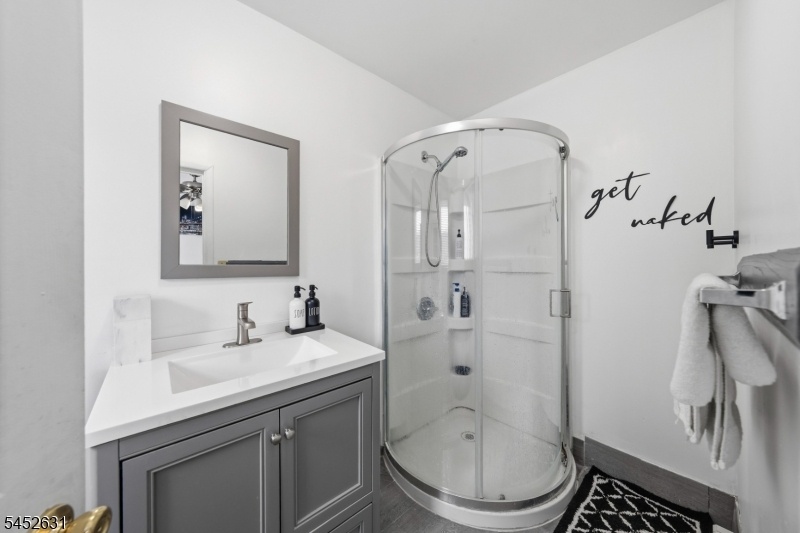2nd fl - Bathroom