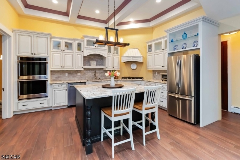 Gorgeous Updated Kitchen