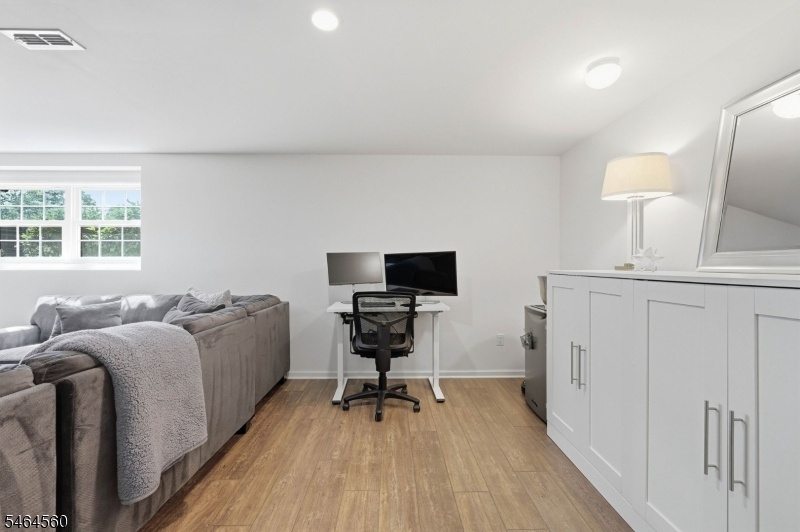 basement work area