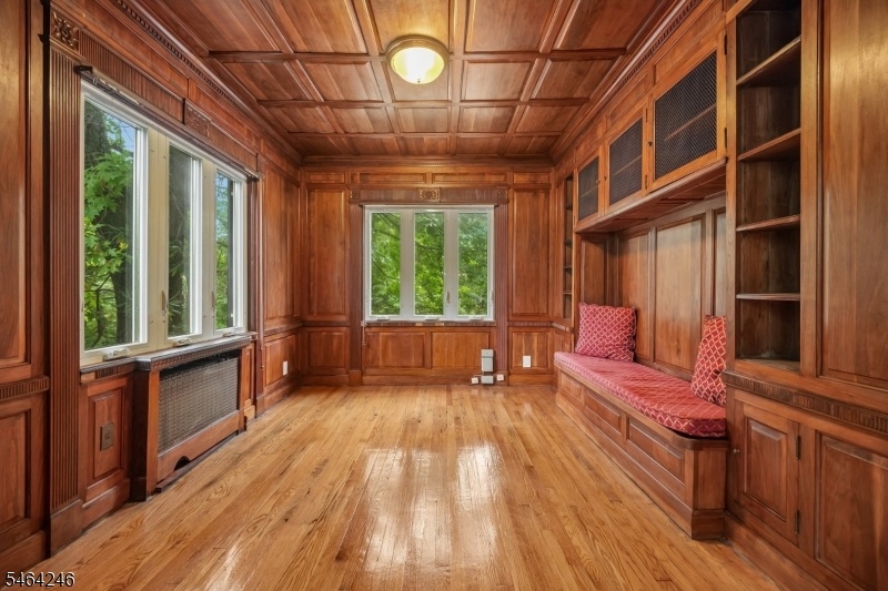 Library/Office