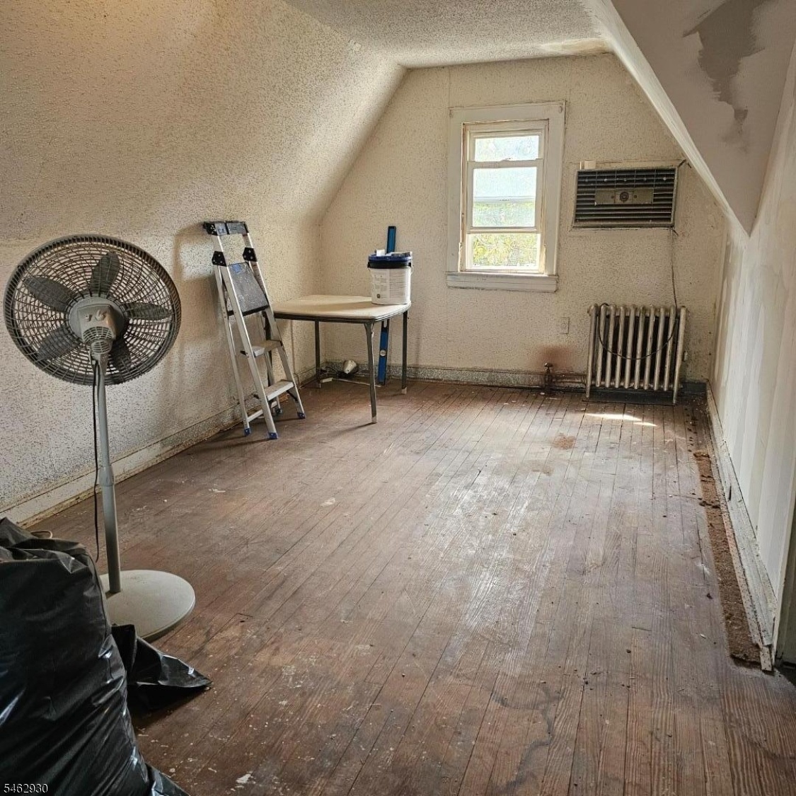 3rd Floor Bedroom