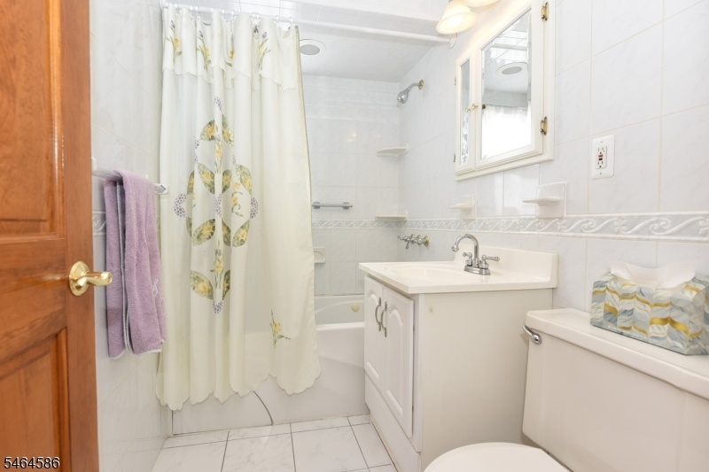 Full Bath