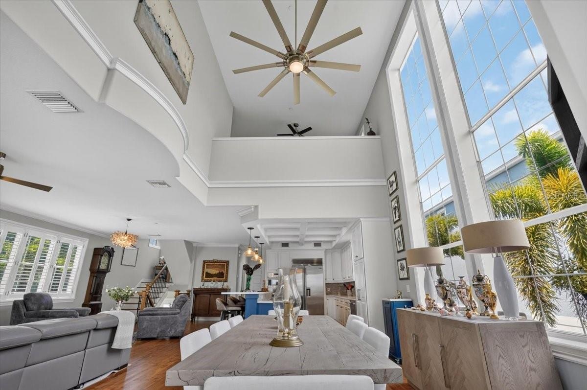 6330 Laguna Dr, Longboat Key, FL 34228