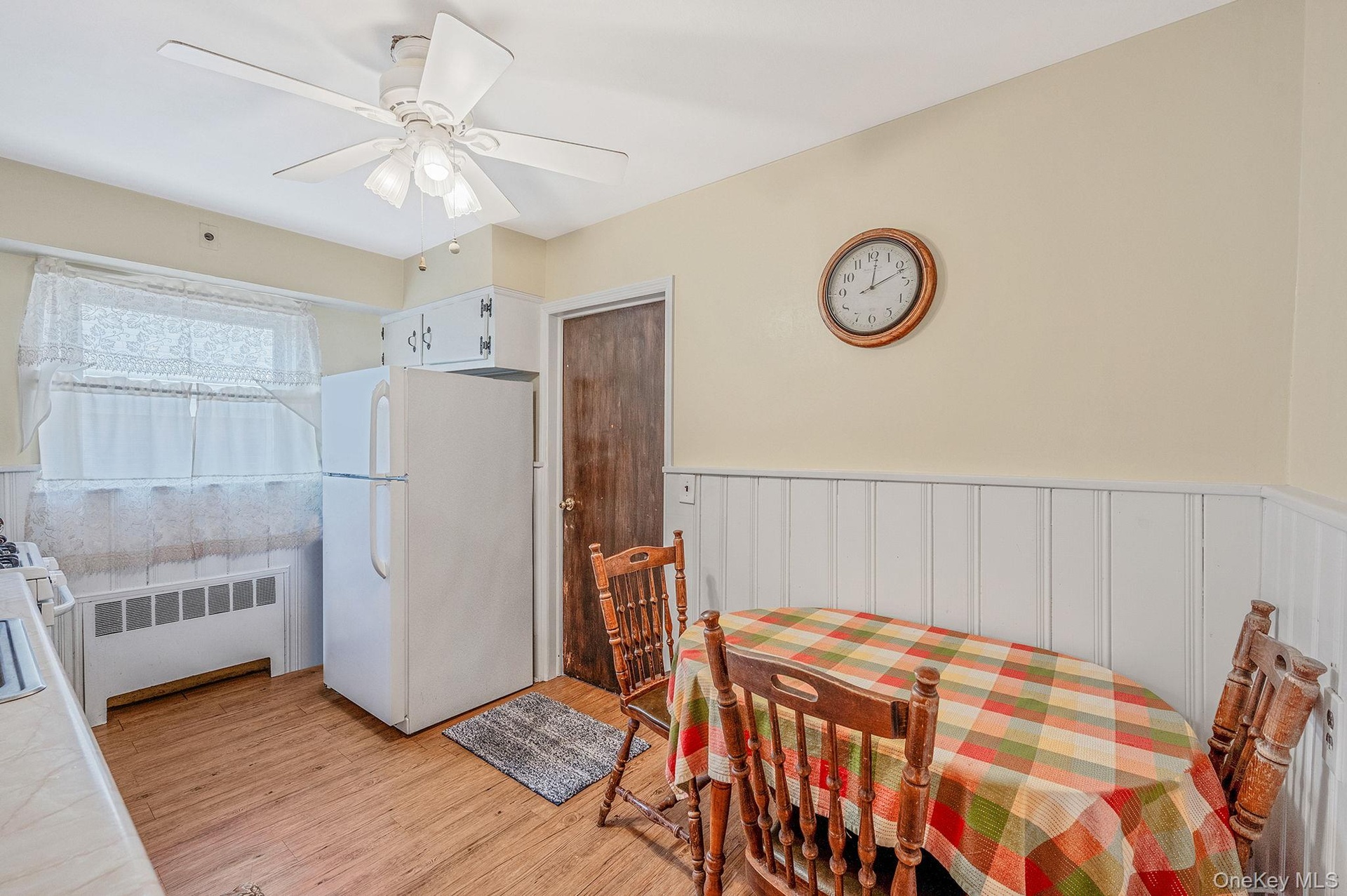 Dining area in the eat-in-kitchen on the 1st Floor