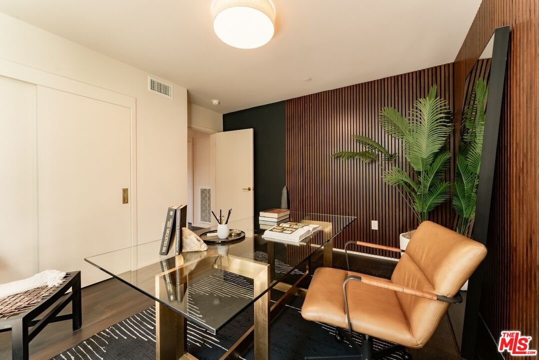 Office: reverse view
