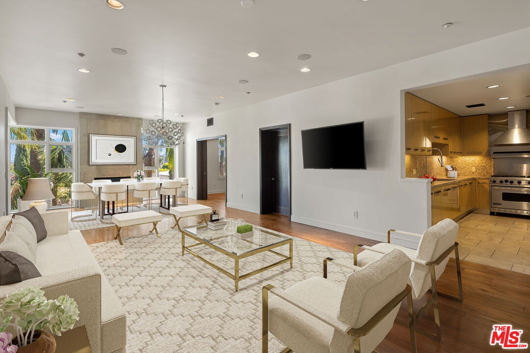Virtually Staged