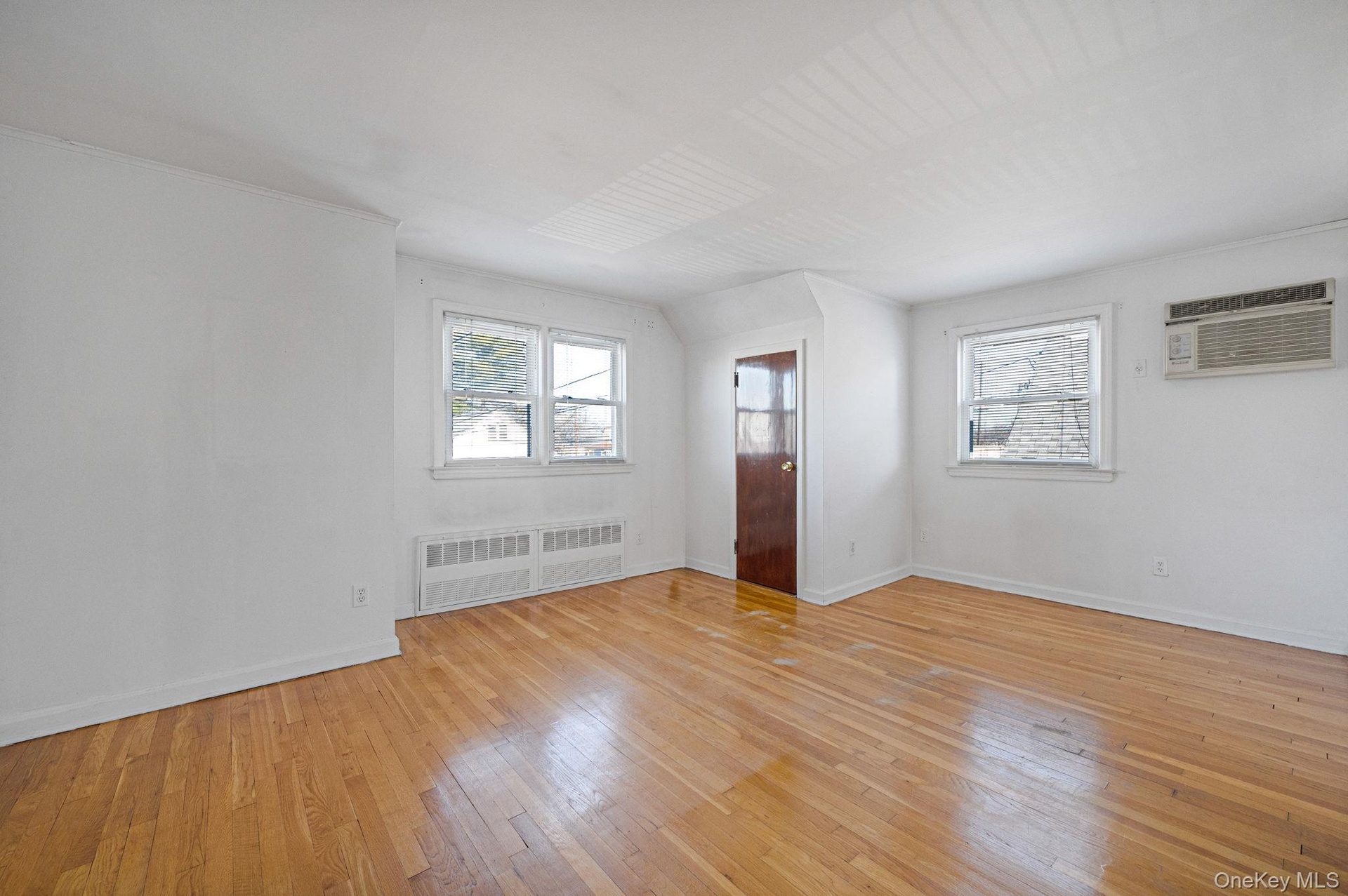 -2nd Floor