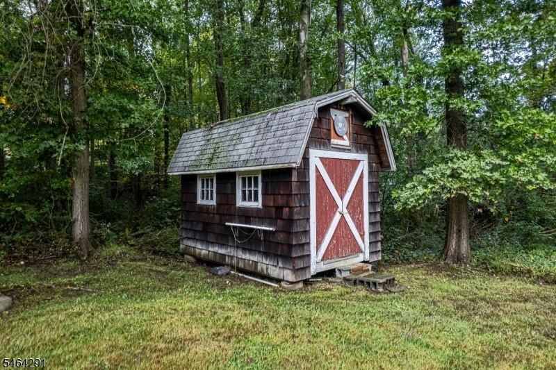 shed