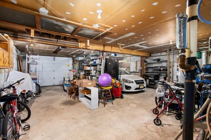 Oversize garage