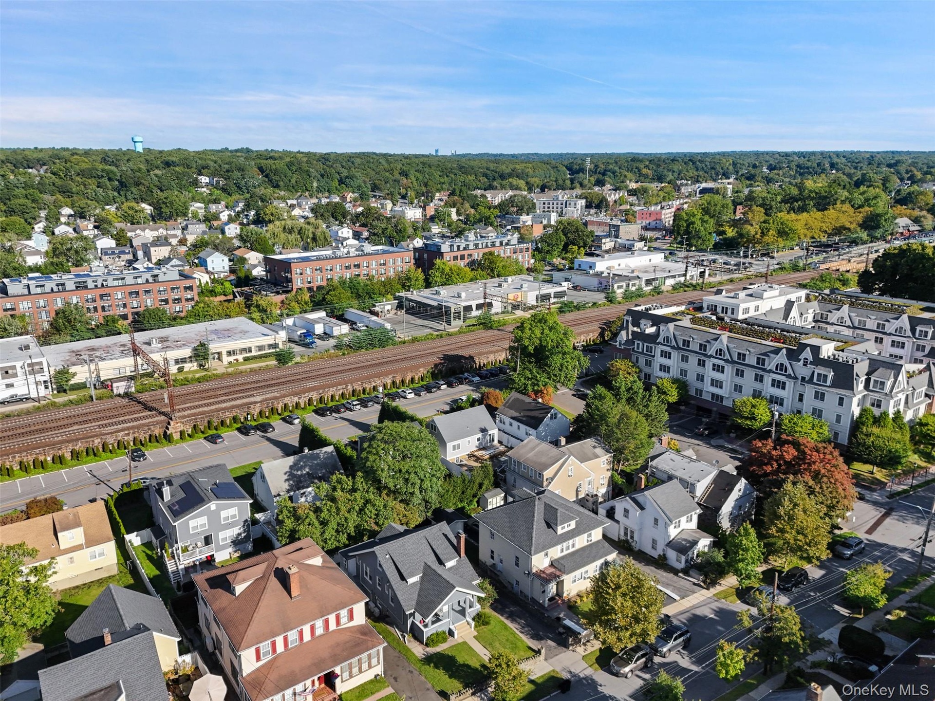 Close to Mamaroneck town and Metro-North