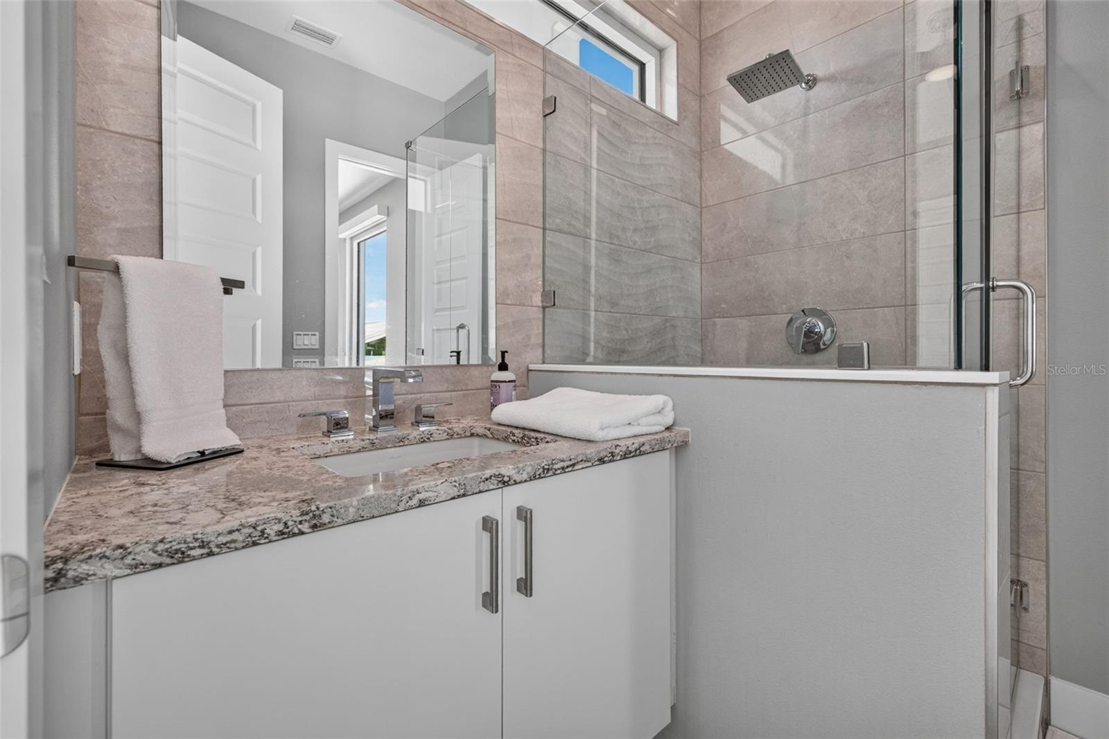 En suite bath with every room.