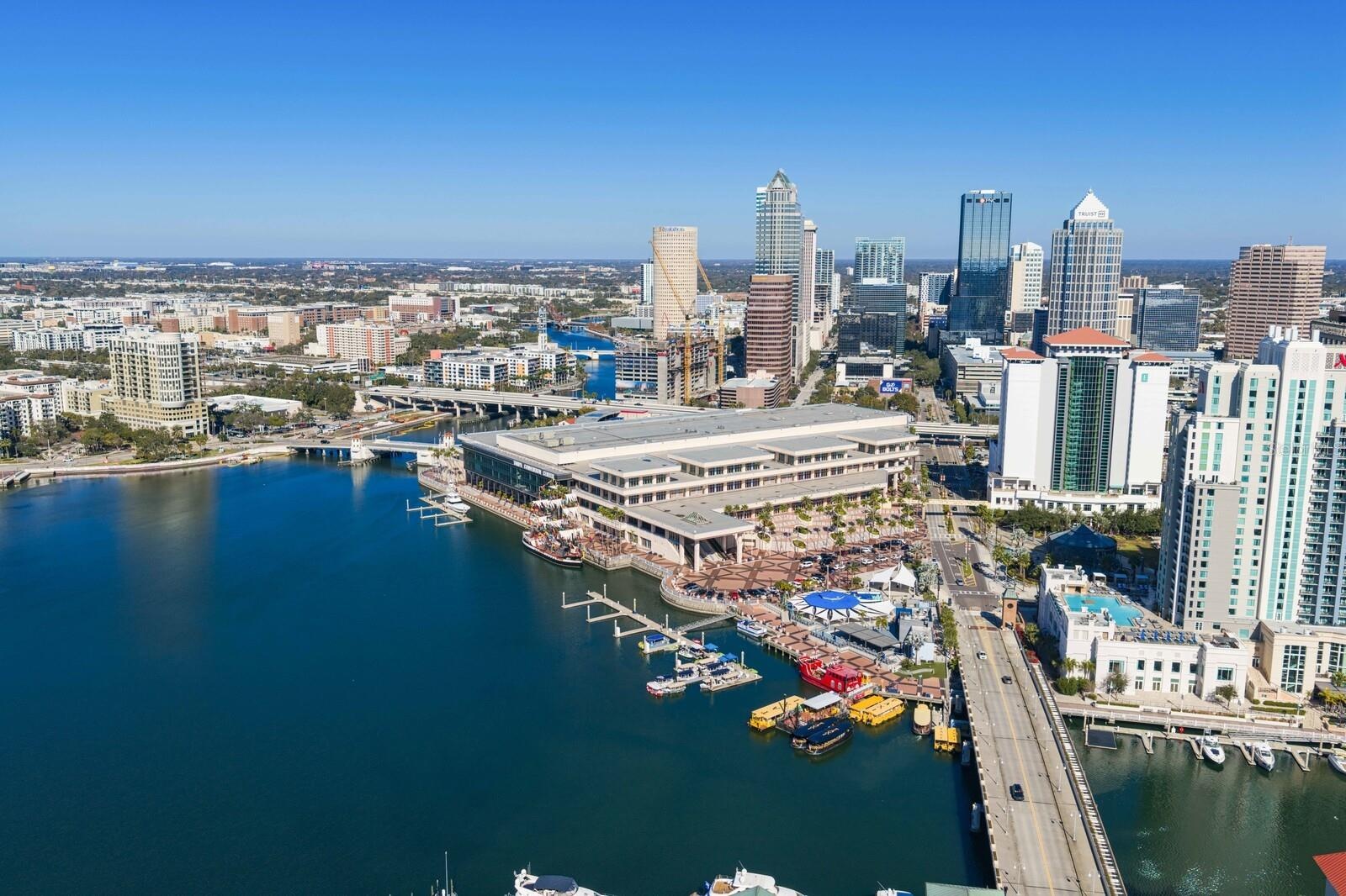Harbour Island Waterfront View