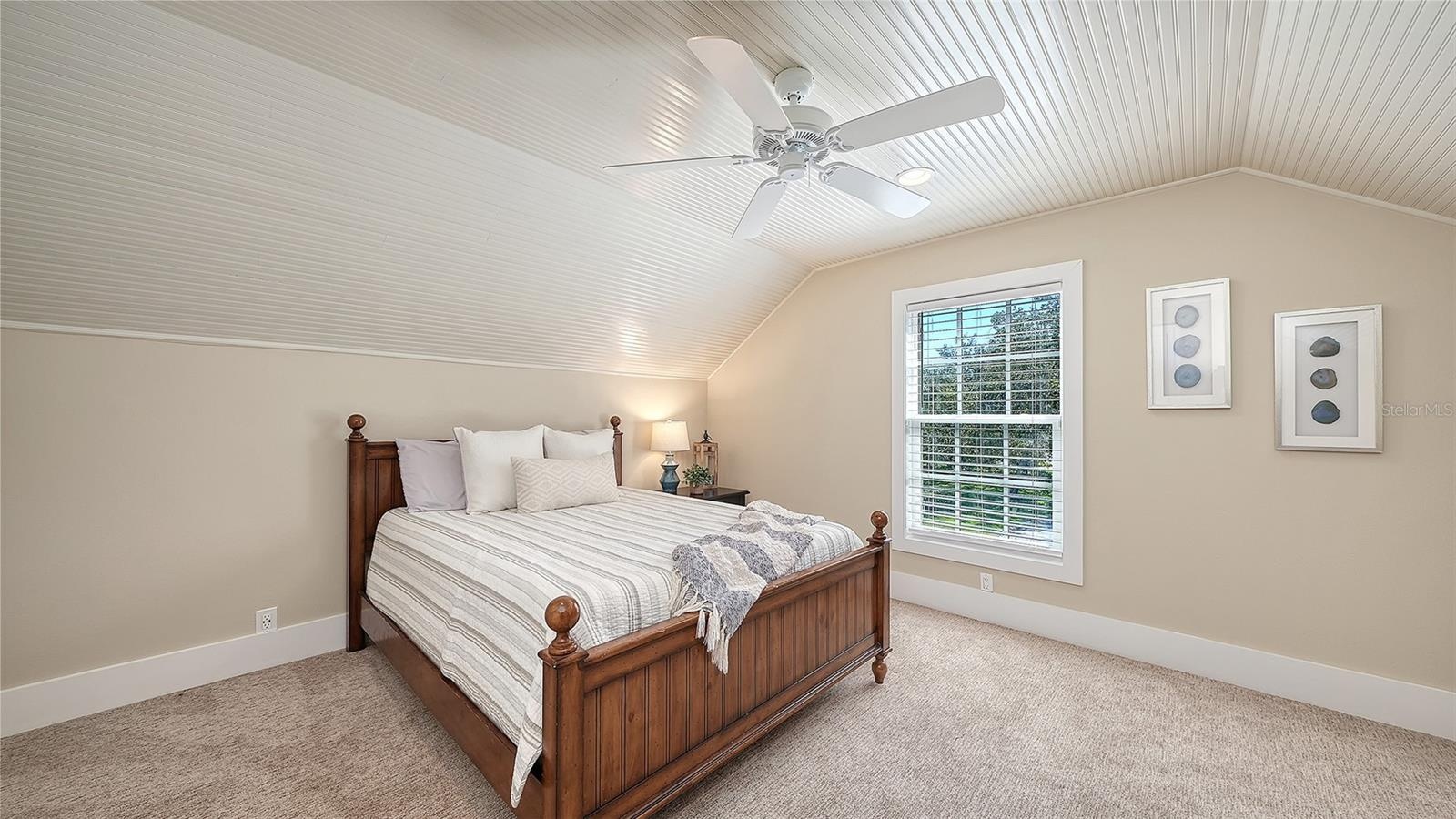 Upstairs - 6th bedroom