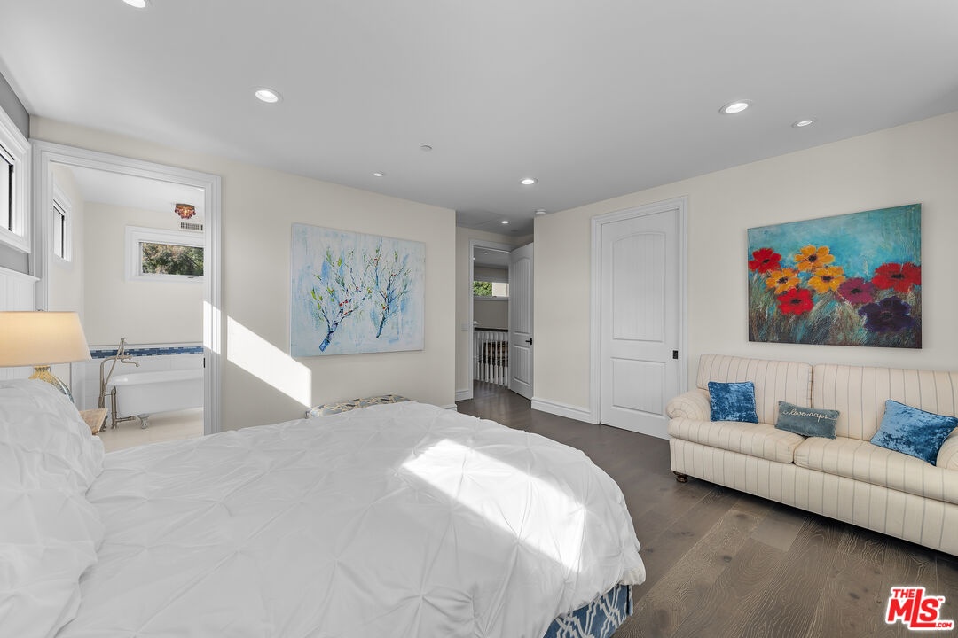 Guest 2 Bedroom