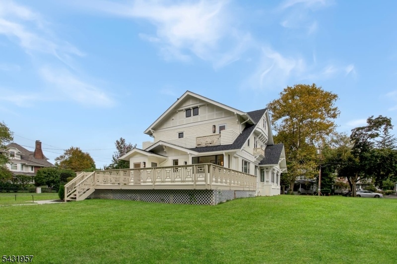 Side Deck Exterior
