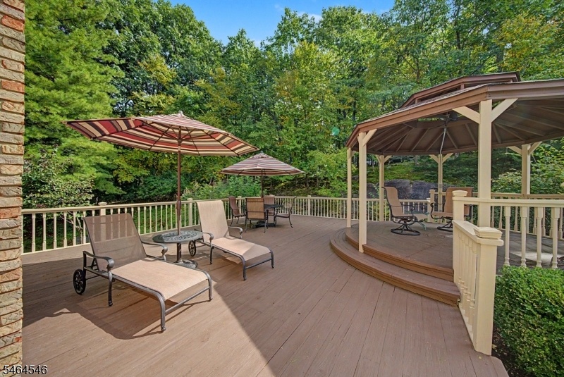 Spacious Deck