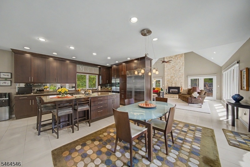 Breakfast Bar
