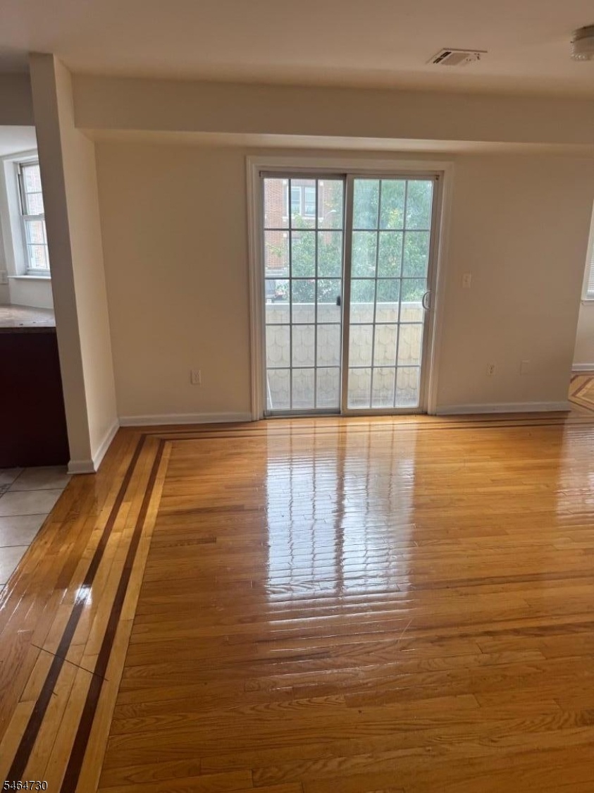 2 floor living room