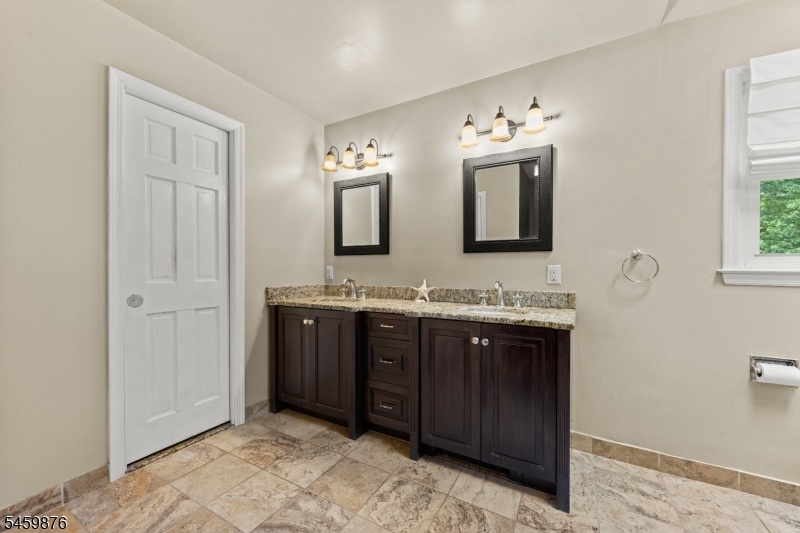 Primary Bath Vanity