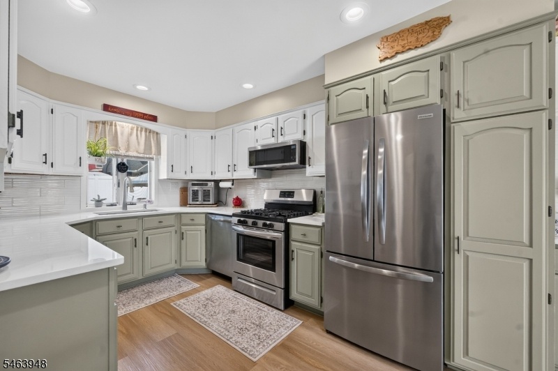 Kitchen 5