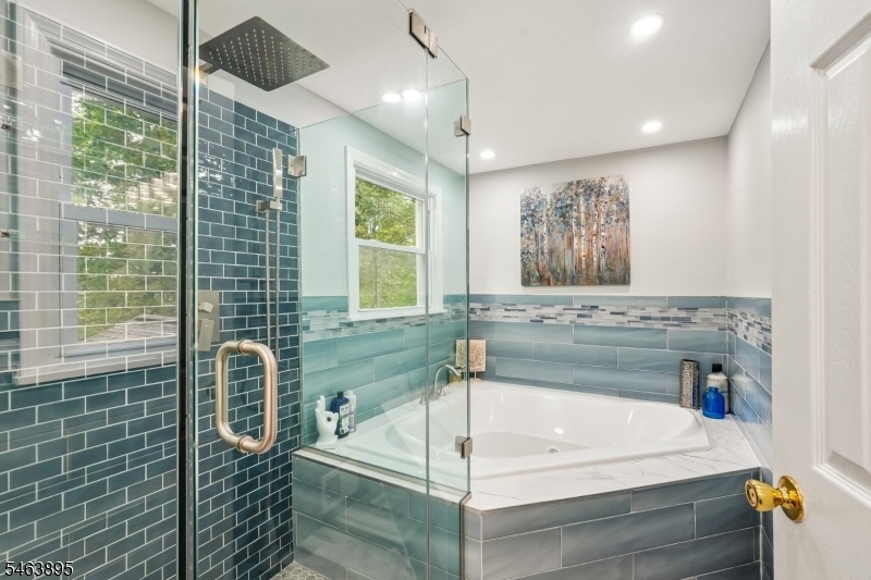 2nd floor bathroom
