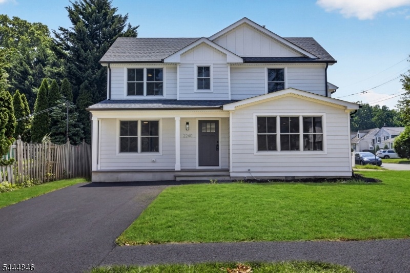 Front lawn & Driveway Enhanced
