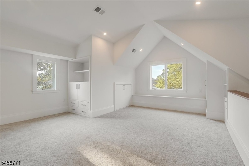 Sunny and Spacious Third Floor