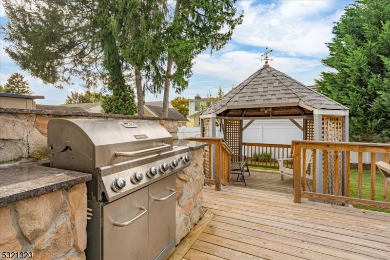 Deck to Gazebo