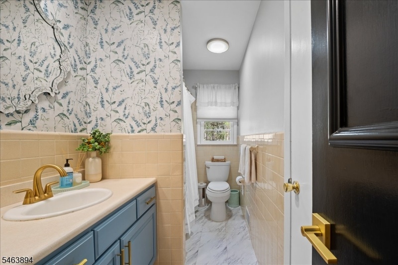 Main Bath