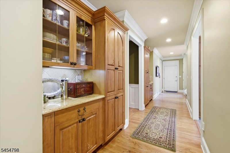 Wet Bar & Dry Bar