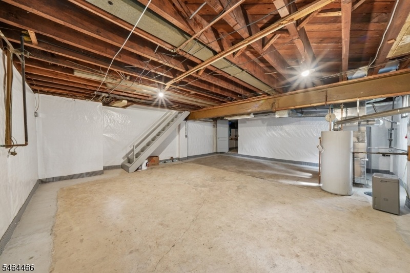 9' Ceiling Basement