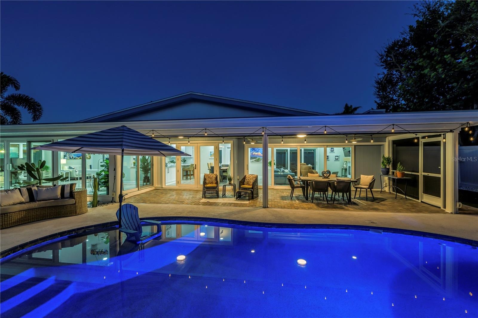 I love  the glow of the Edison Lights that reflect in the pool.