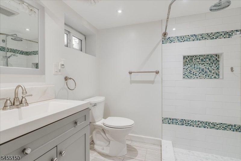Full Bath